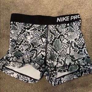 Like new Nike pros